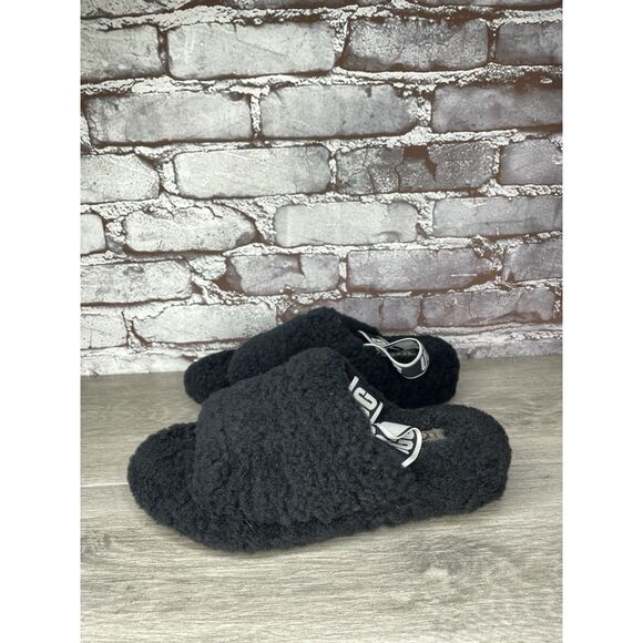 UGG Fluff Yeah Black Sheepskin Fur Slingback Slippers Sandals Women’s 8M US/39EU - Picture 1 of 16